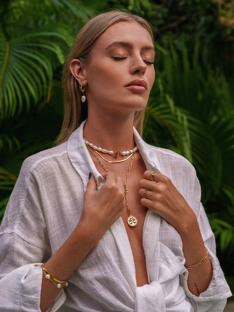 Sleek Gold Chain Necklace