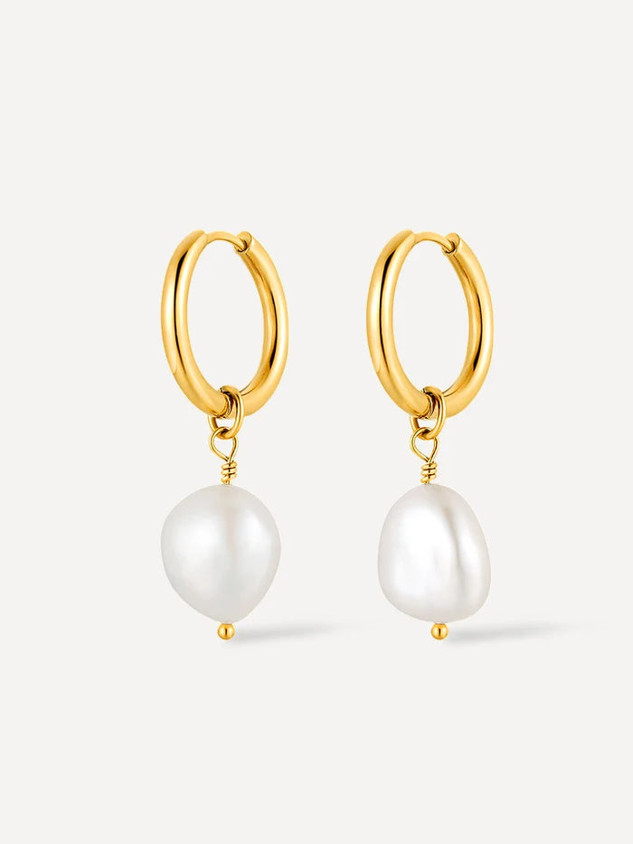 Chic Gold Hoop Earrings with Pearl
